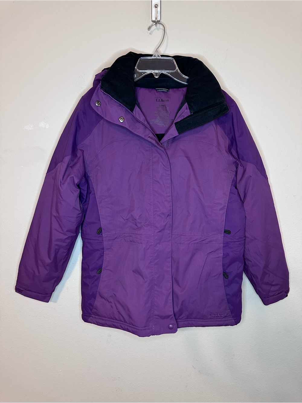 LL Bean Women’s Purple Waterproof Wind resistant PrimaLoft Ski Jacket -size S